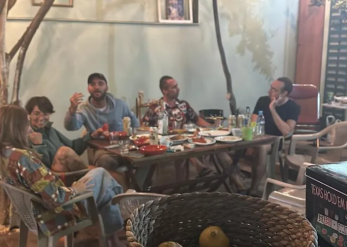 بيت شباب Lemon Breeze