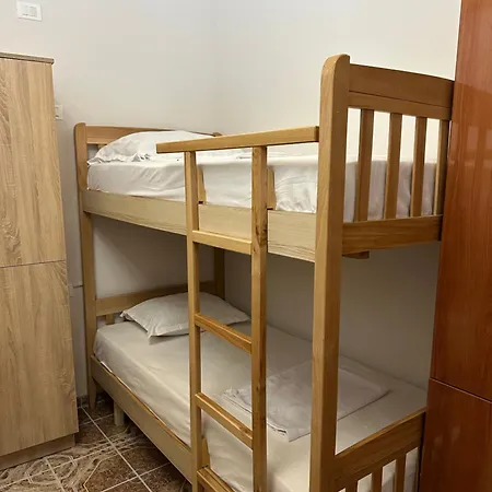 Lemon Breeze 旅馆 *