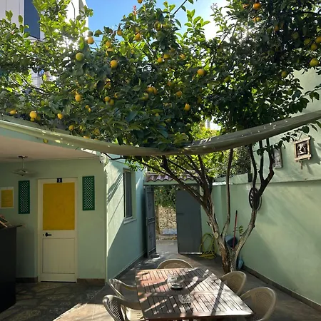Lemon Breeze Ostello Tirana